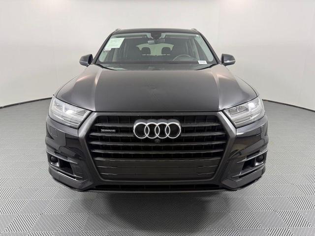 Photo of 2019 Orca Black Metallic Audi Q7