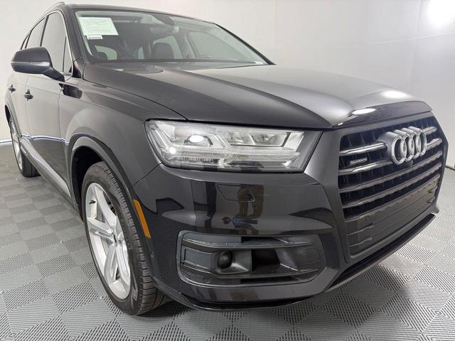 Photo of 2019 Orca Black Metallic Audi Q7
