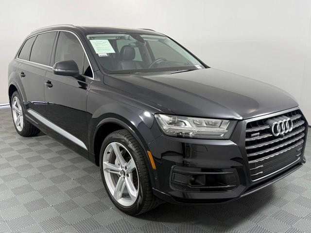 Photo of 2019 Orca Black Metallic Audi Q7