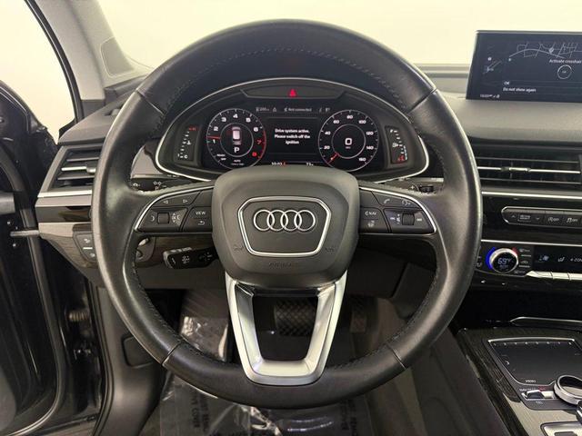 Photo of 2019 Orca Black Metallic Audi Q7