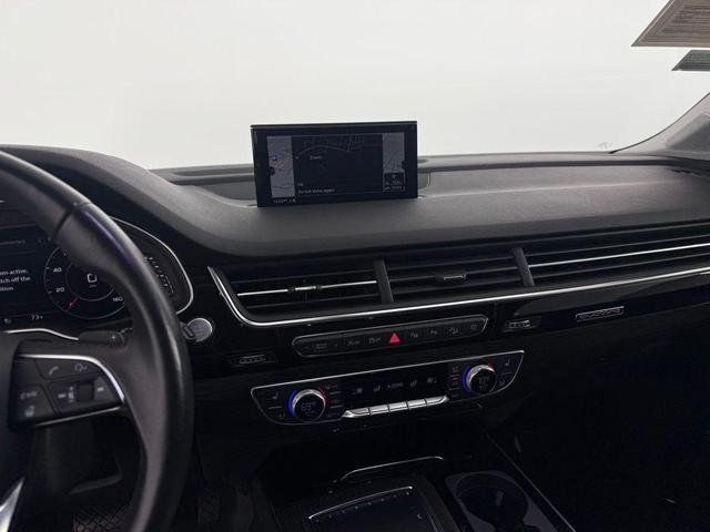Photo of 2019 Orca Black Metallic Audi Q7