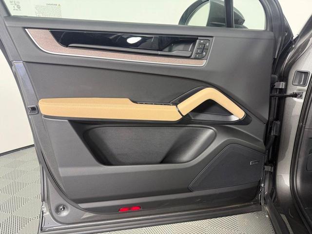 Photo of 2025 Gray Porsche Cayenne E-Hybrid