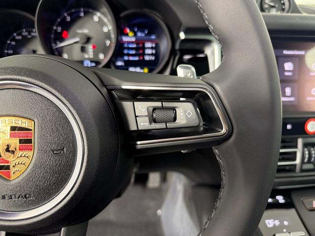 Photo of 2025 Dolomite Gray Porsche Macan