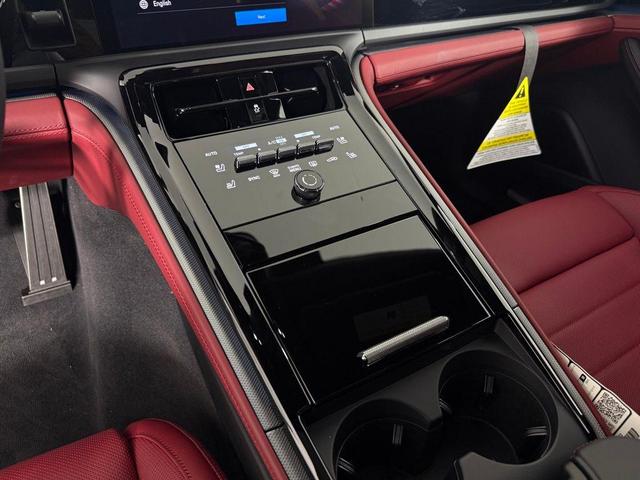 Photo of 2025 White Porsche Panamera