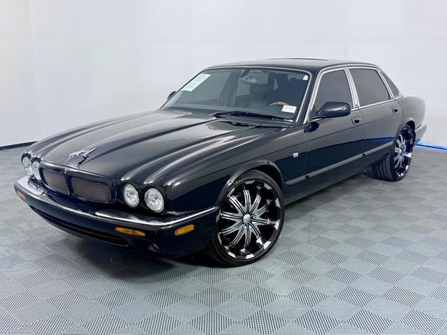 2002 Jaguar XJ8