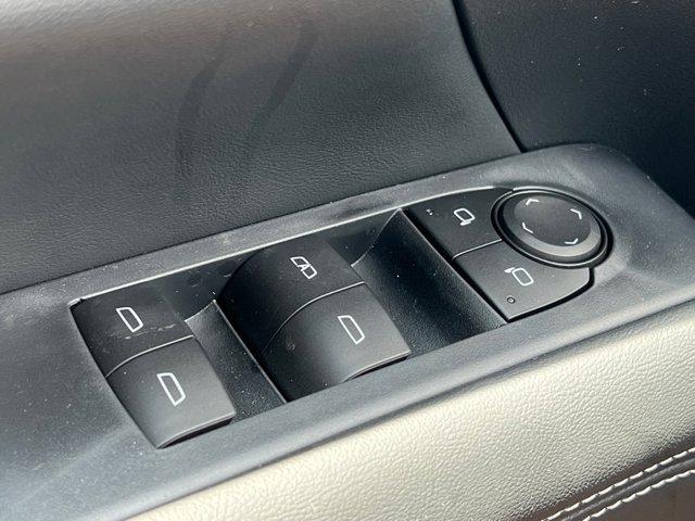 Photo of 2026 Summit White GMC Terrain