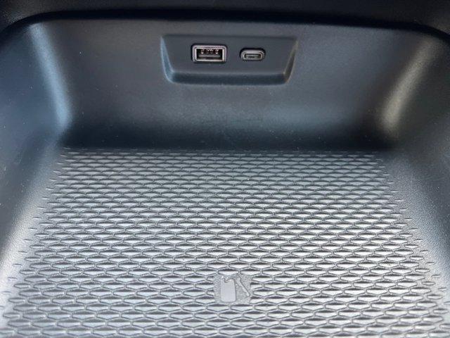 Photo of 2026 Summit White GMC Terrain