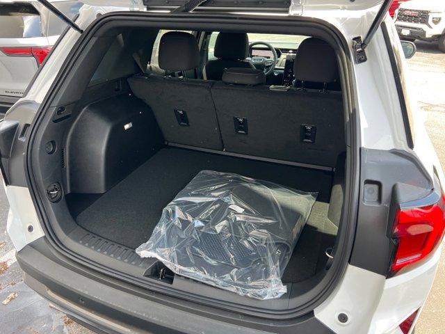 Photo of 2026 Summit White GMC Terrain