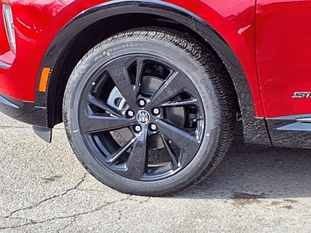 Photo of 2025 Brilliant Red Buick Envision