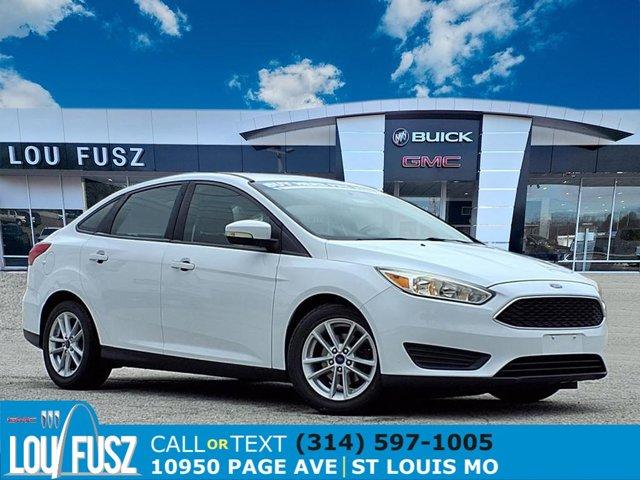 Photo of 2017 Oxford White Ford Focus