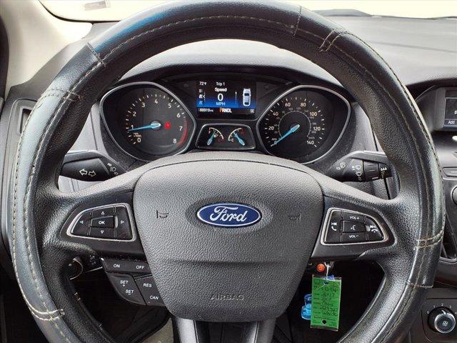 Photo of 2017 Oxford White Ford Focus