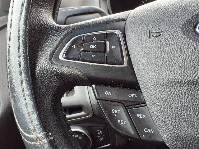 Photo of 2017 Oxford White Ford Focus