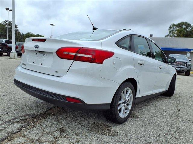 Photo of 2017 Oxford White Ford Focus
