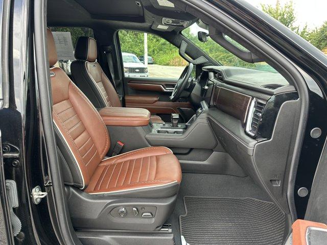 Photo of 2024 Onyx Black GMC Sierra 1500