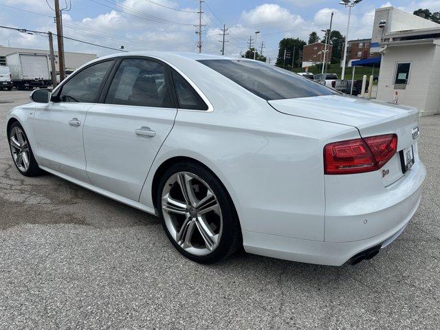 Photo of 2013 Glacier White Metallic Audi S8