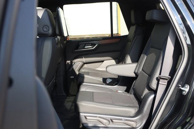 Photo of 2025 Onyx Black GMC Yukon