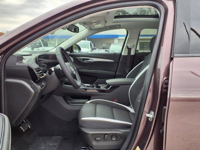 Photo of 2025 Smokey Amethyst Metallic Buick Envision