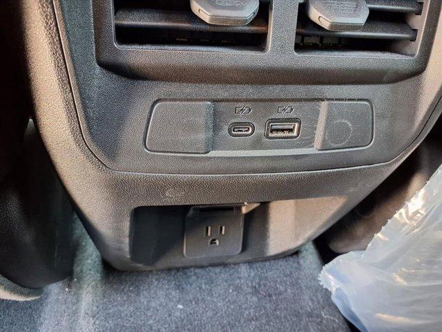 Photo of 2026 Summit White GMC Canyon