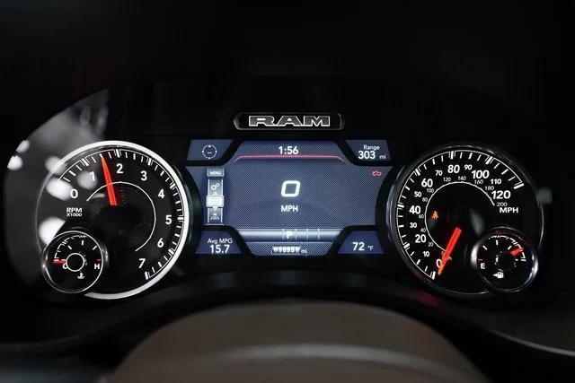 Photo of 2025 Diamond Black Crystal Pearlcoat RAM 1500