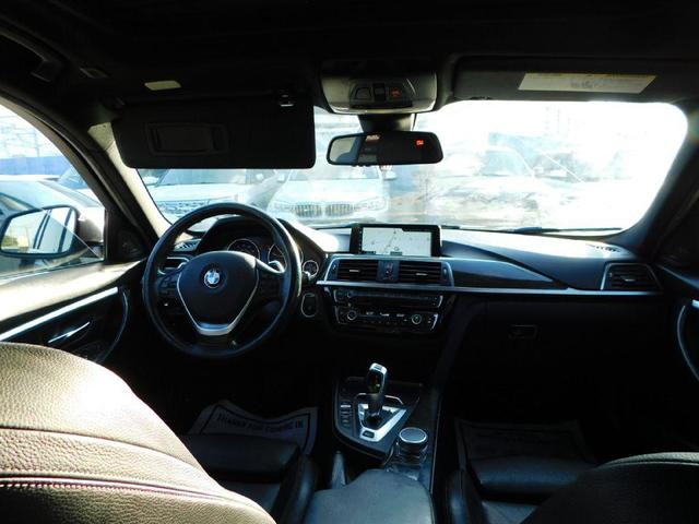 Photo of 2017 SILVER BMW 330e