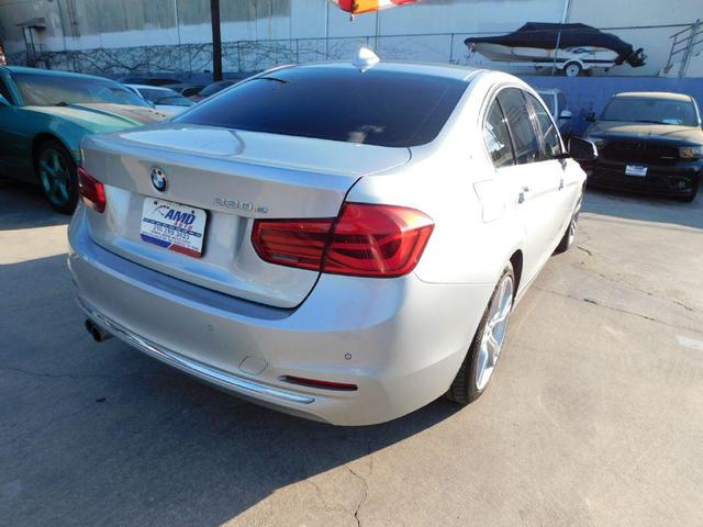 Photo of 2017 SILVER BMW 330e