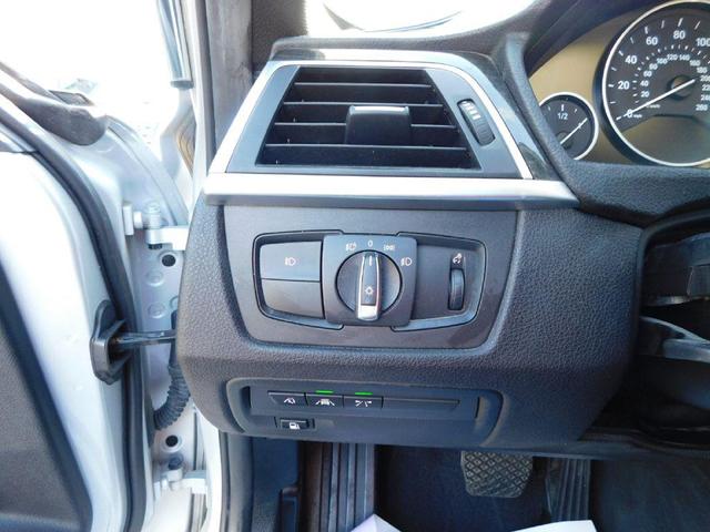Photo of 2017 SILVER BMW 330e