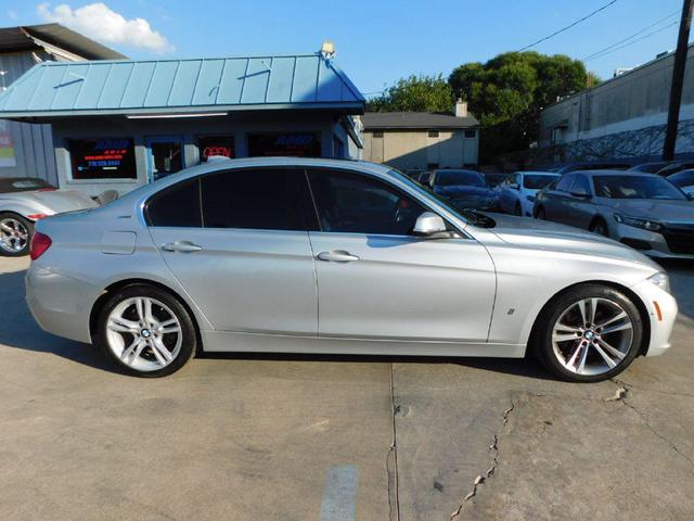Photo of 2017 SILVER BMW 330e