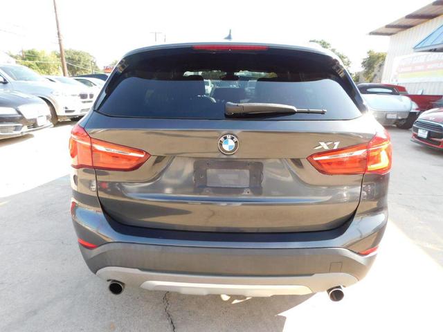 Photo of 2016 Mineral Gray Metallic BMW X1