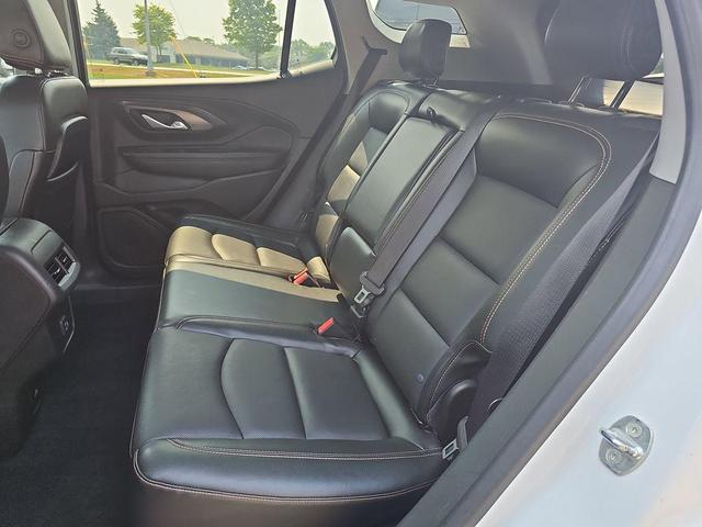 Photo of 2019 Summit White GMC Terrain