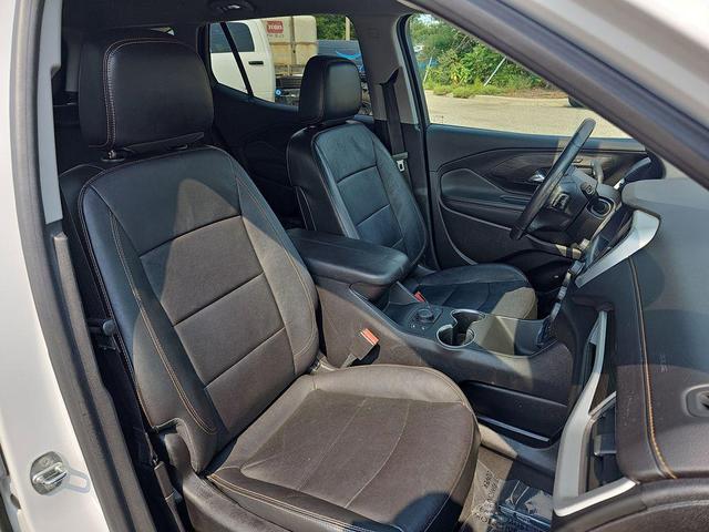 Photo of 2019 Summit White GMC Terrain