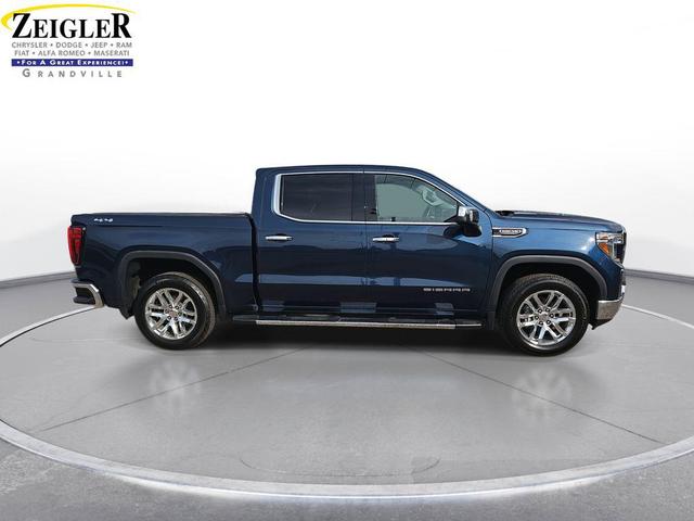Photo of 2020 Pacific Blue Metallic GMC Sierra 1500