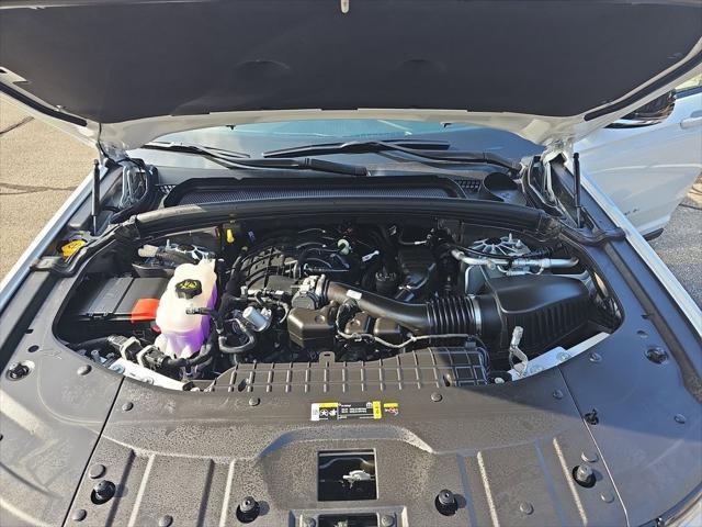 Photo of 2025 Bright White Clearcoat Jeep Grand Cherokee L