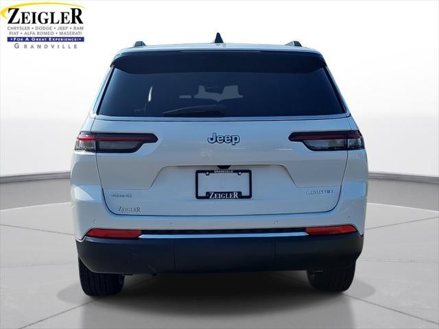 Photo of 2025 Bright White Clearcoat Jeep Grand Cherokee L