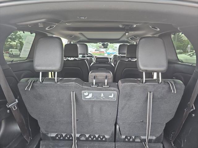 Photo of 2020 Bright White Clearcoat Chrysler Pacifica