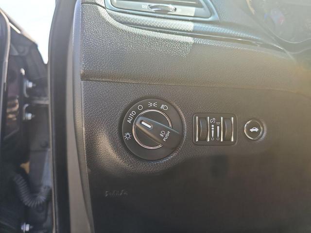 Photo of 2015 Gloss Black Chrysler 300
