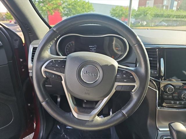 Photo of 2022 Velvet Red Pearlcoat Jeep Grand Cherokee