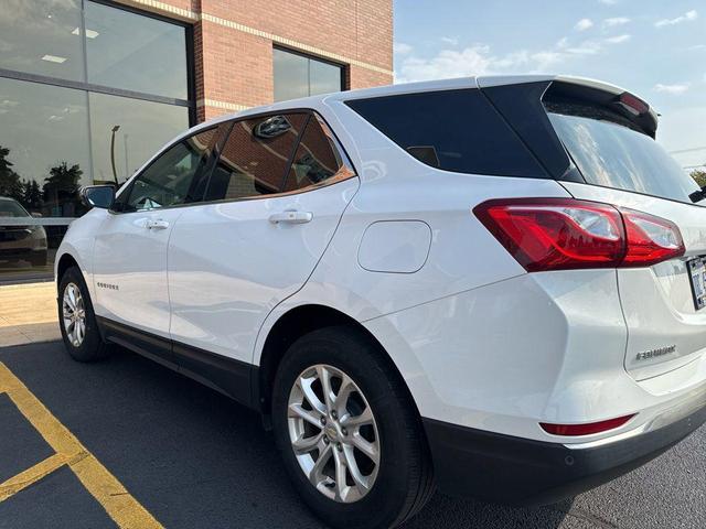 Photo of 2018 Summit White Chevrolet Equinox