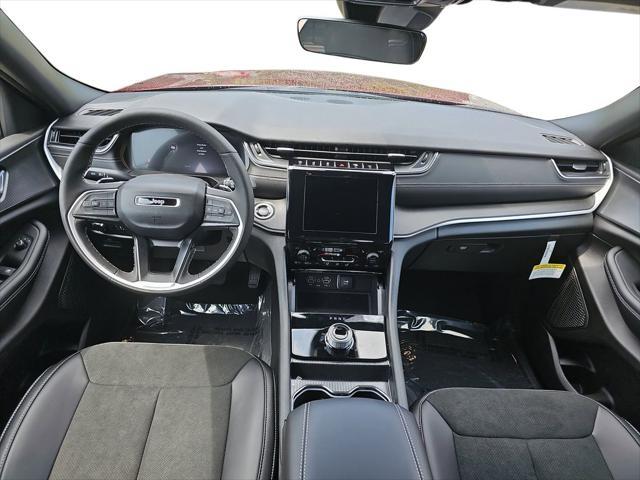 Photo of 2025 Velvet Red Pearlcoat Jeep Grand Cherokee L
