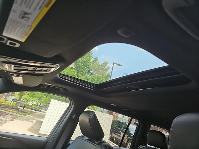 Photo of 2025 Velvet Red Pearlcoat Jeep Grand Cherokee L