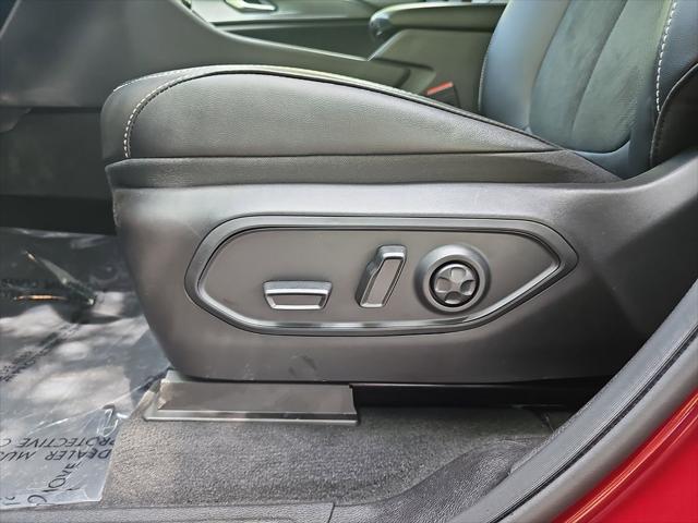 Photo of 2025 Velvet Red Pearlcoat Jeep Grand Cherokee L