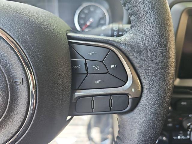 Photo of 2022 Black Clearcoat Jeep Renegade