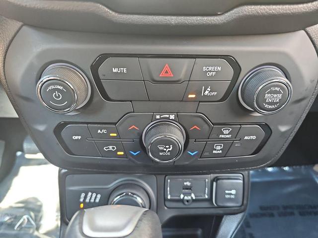 Photo of 2022 Black Clearcoat Jeep Renegade