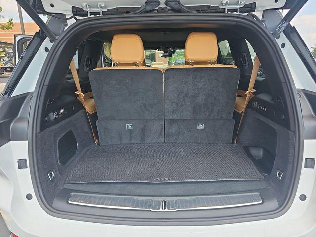 Photo of 2024 Bright White Clearcoat Jeep Grand Cherokee L