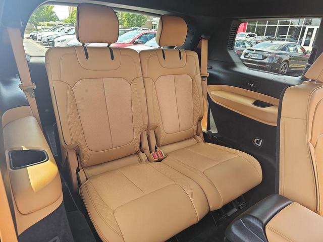 Photo of 2024 Bright White Clearcoat Jeep Grand Cherokee L