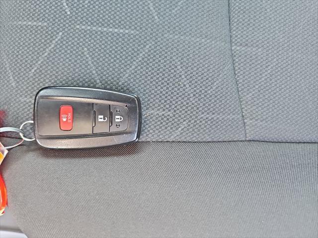 Photo of 2024 Silver Sky Metallic Toyota RAV4