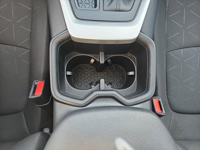 Photo of 2024 Silver Sky Metallic Toyota RAV4