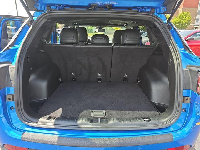 Photo of 2024 Hydro Blue Pearlcoat Jeep Compass