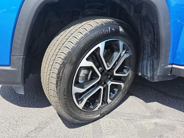 Photo of 2024 Hydro Blue Pearlcoat Jeep Compass