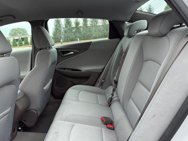 Photo of 2021 Summit White Chevrolet Malibu