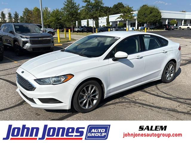 Photo of 2017 Oxford White Ford Fusion